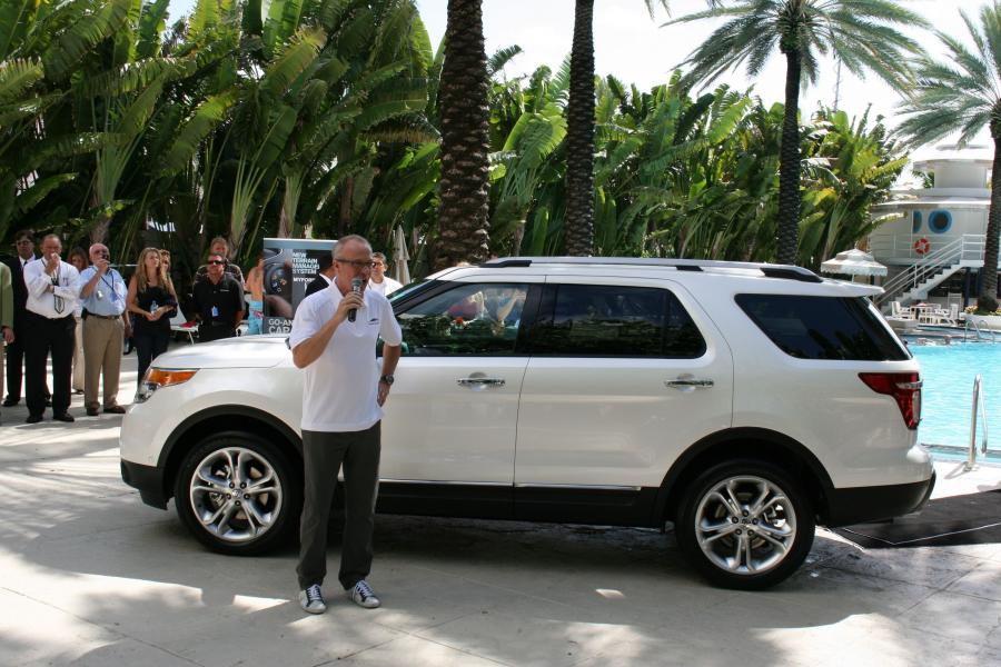 Ford Explorer 2011 года  (фото 146 из 174)